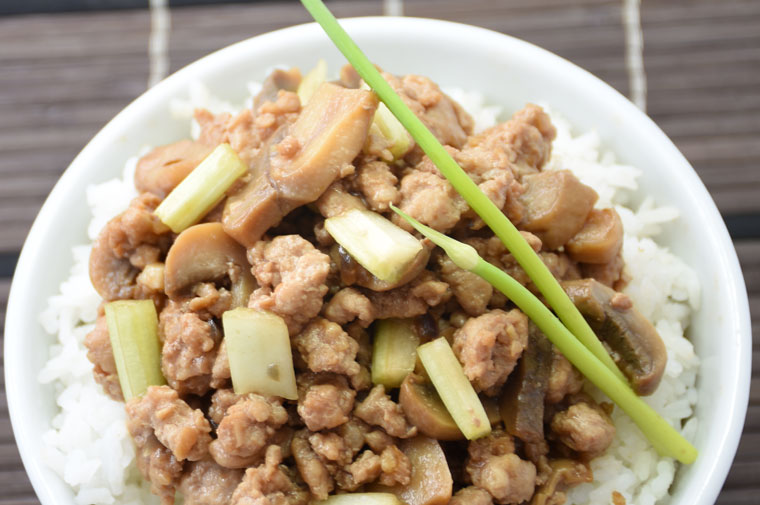 Ajinomoto | Braised Minced Pork with Oyster Sauce - Ajinomoto