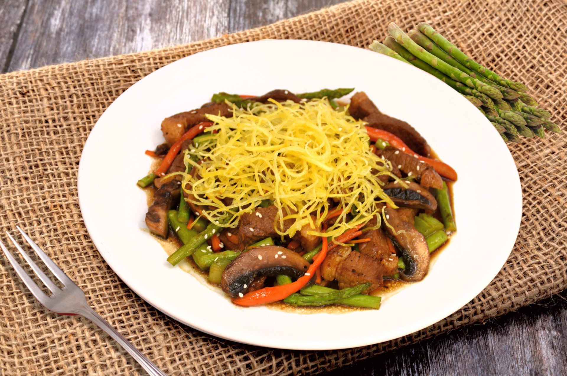 Ajinomoto | Stir-fried Asparagus with Beef - Ajinomoto