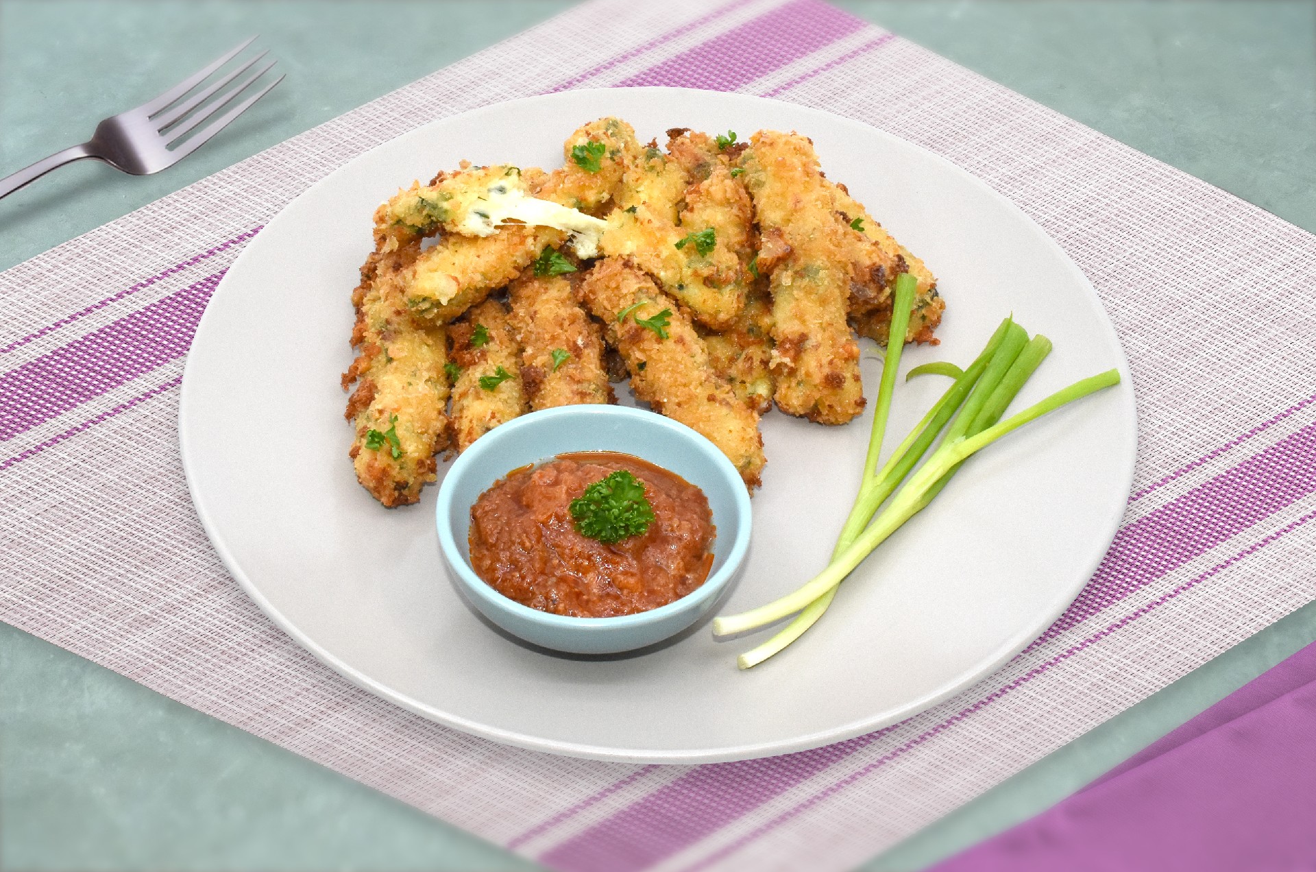Ajinomoto | Mozzarella Sticks with Marinara Sauce - Ajinomoto