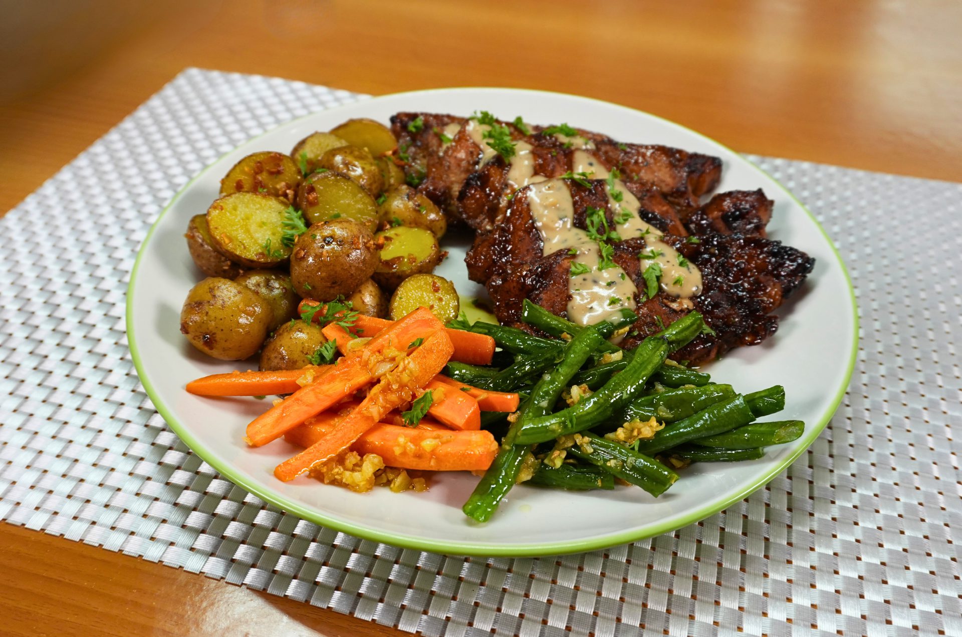 Ajinomoto | Marinated Pork in Peppercorn Sauce - Ajinomoto