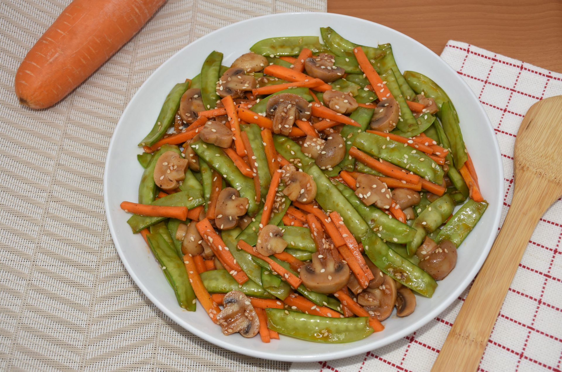 Ajinomoto | Snow Peas and Mushroom Stir-fry - Ajinomoto