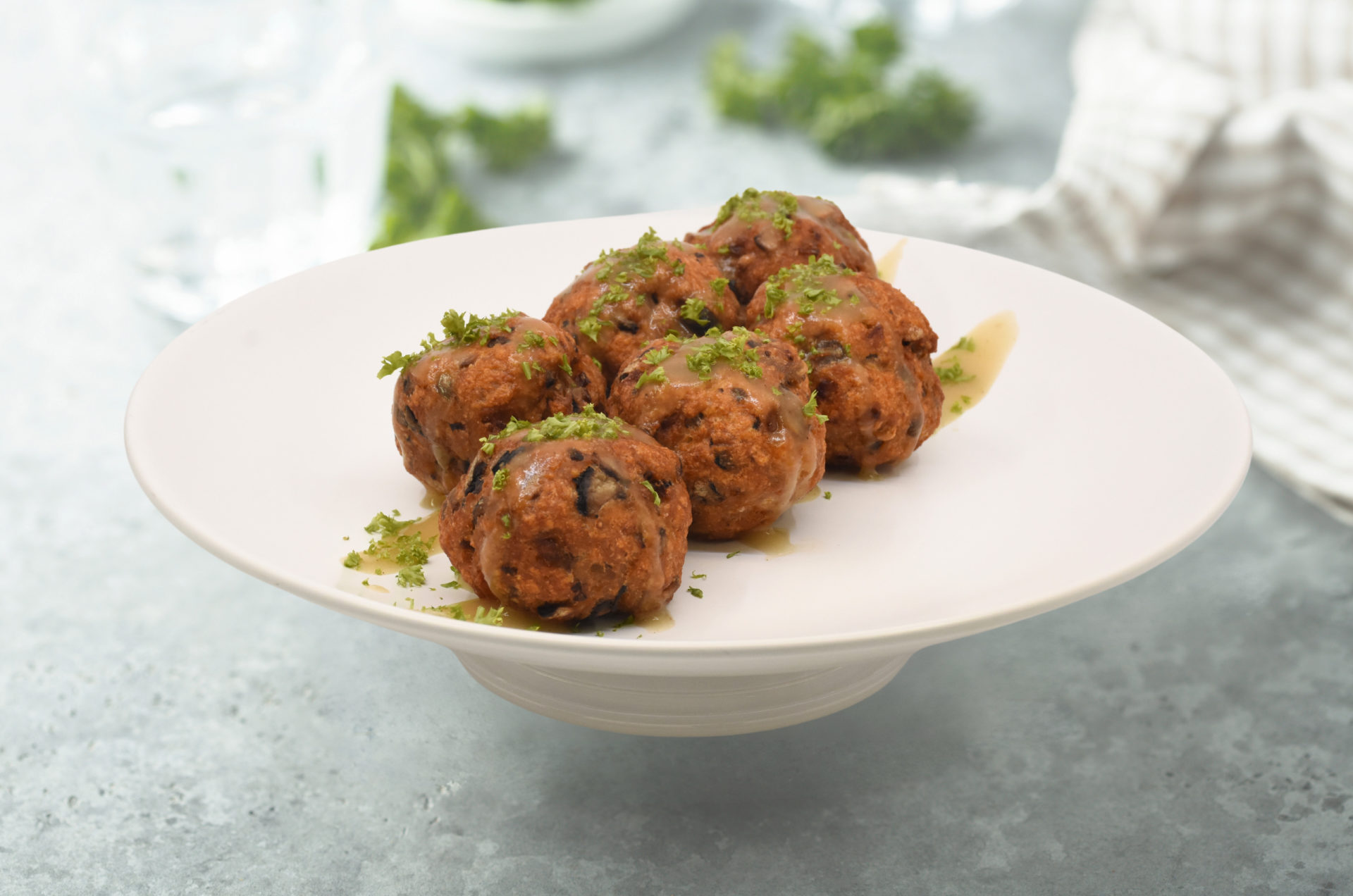 Ajinomoto | Meatballs with Gravy Sauce - Ajinomoto