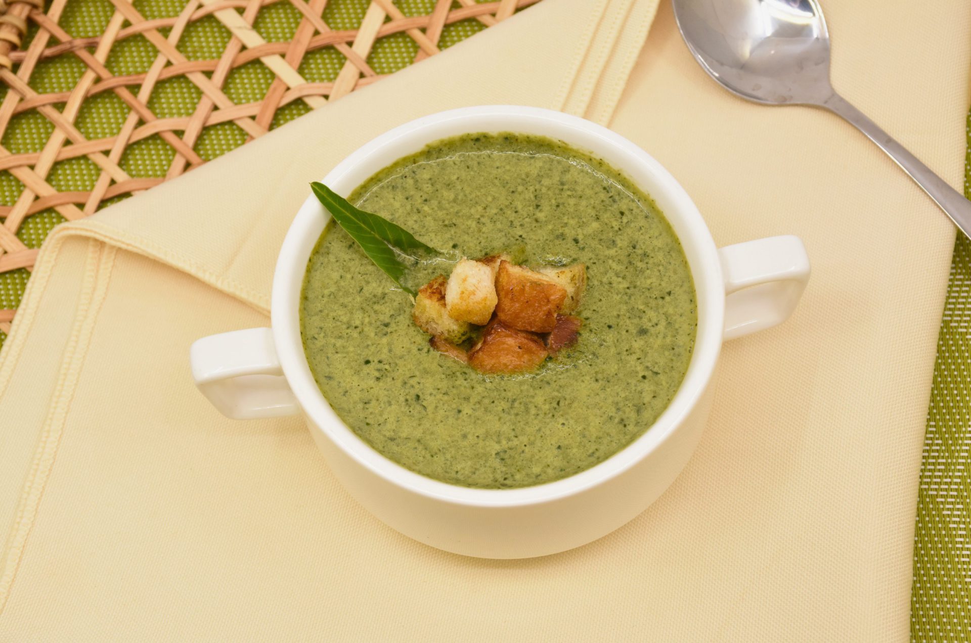 Ajinomoto | Creamy Spinach Soup - Ajinomoto